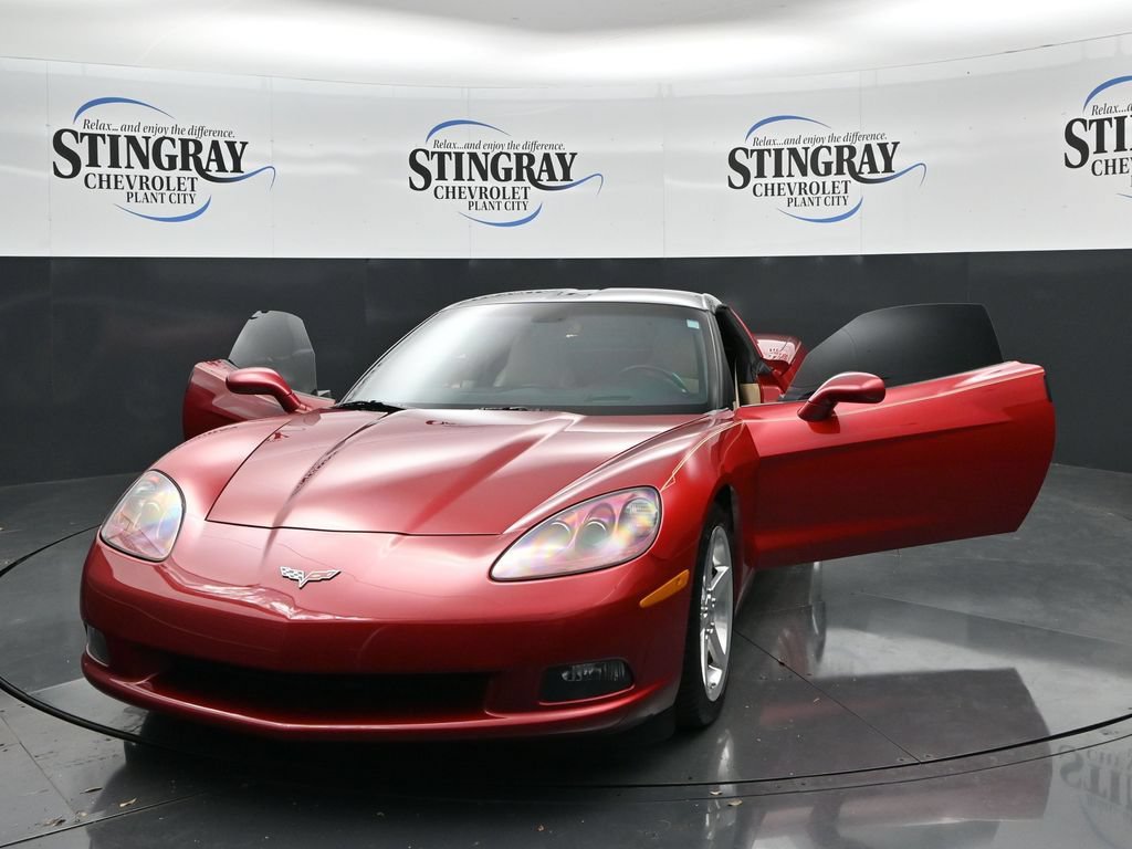 Used 2005 Chevrolet Corvette Coupe w/ Preferred Equipment Group RWD image 37