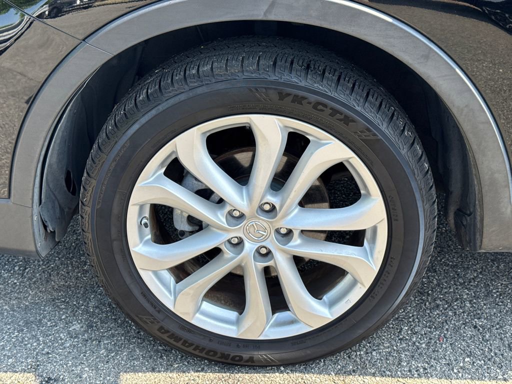 Used 2012 MAZDA CX-9 Grand Touring w/ Moonroof & Bose Audio Pkg FWD image 11