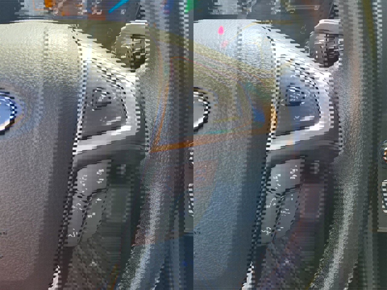 Used 2018 Ford Fusion SE w/ Equipment Group 201A image 19