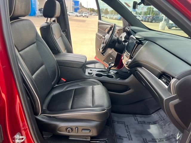 Used 2022 Chevrolet Traverse Premier AWD/4WD image 17