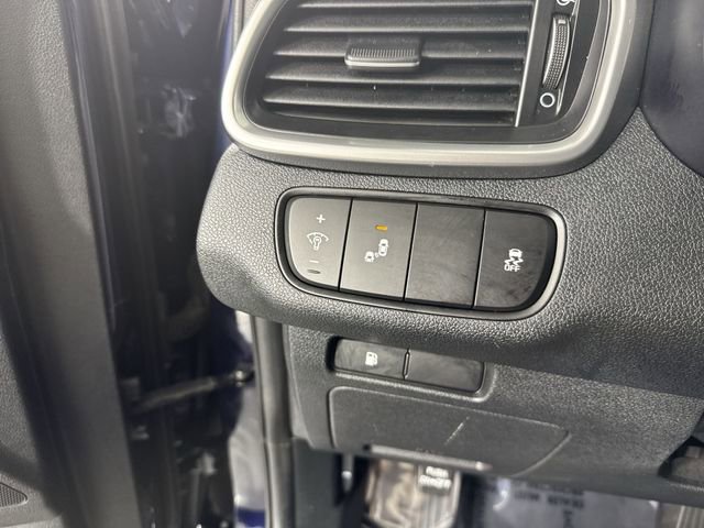 Used 2020 Kia Sorento LX w/ LX I4 Convenience Package image 15