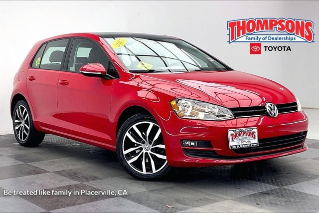 Used 2017 Volkswagen Golf SE image 1