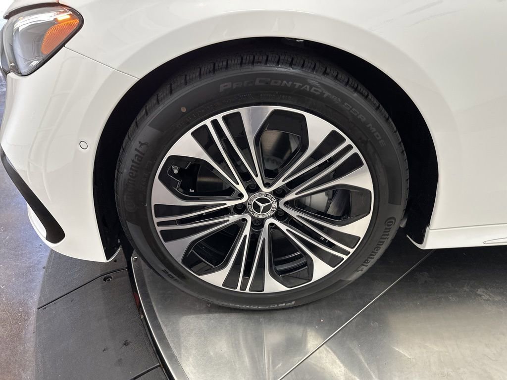 Used 2026 Mercedes-Benz E 350 Sedan image 32