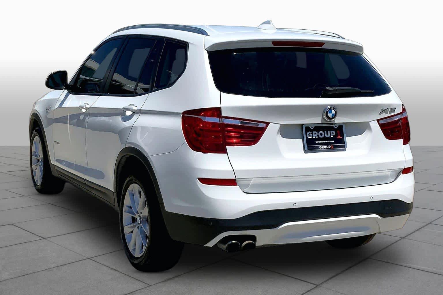 Used 2017 BMW X3 xDrive28i AWD/4WD image 11