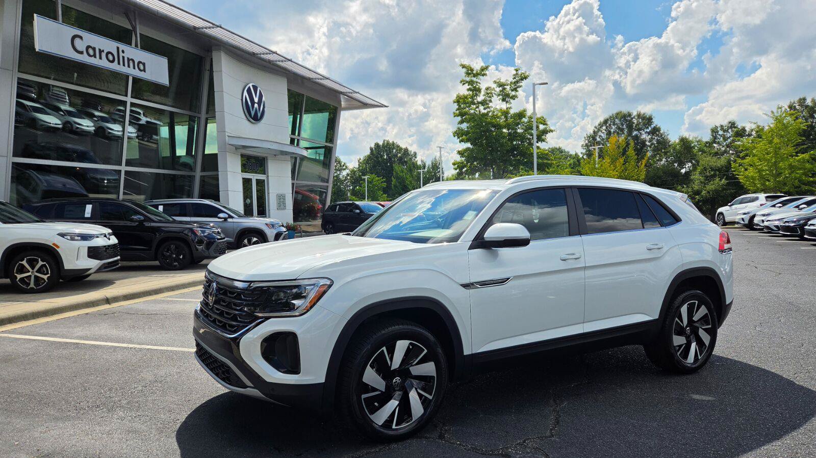 New 2026 Volkswagen Atlas Cross Sport SE