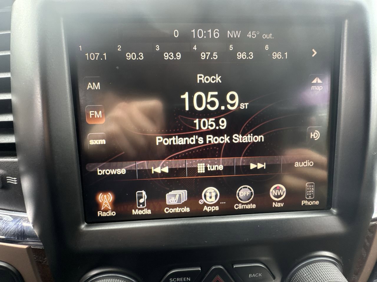 Used 2014 RAM 2500 Longhorn w/ Convenience Group image 21