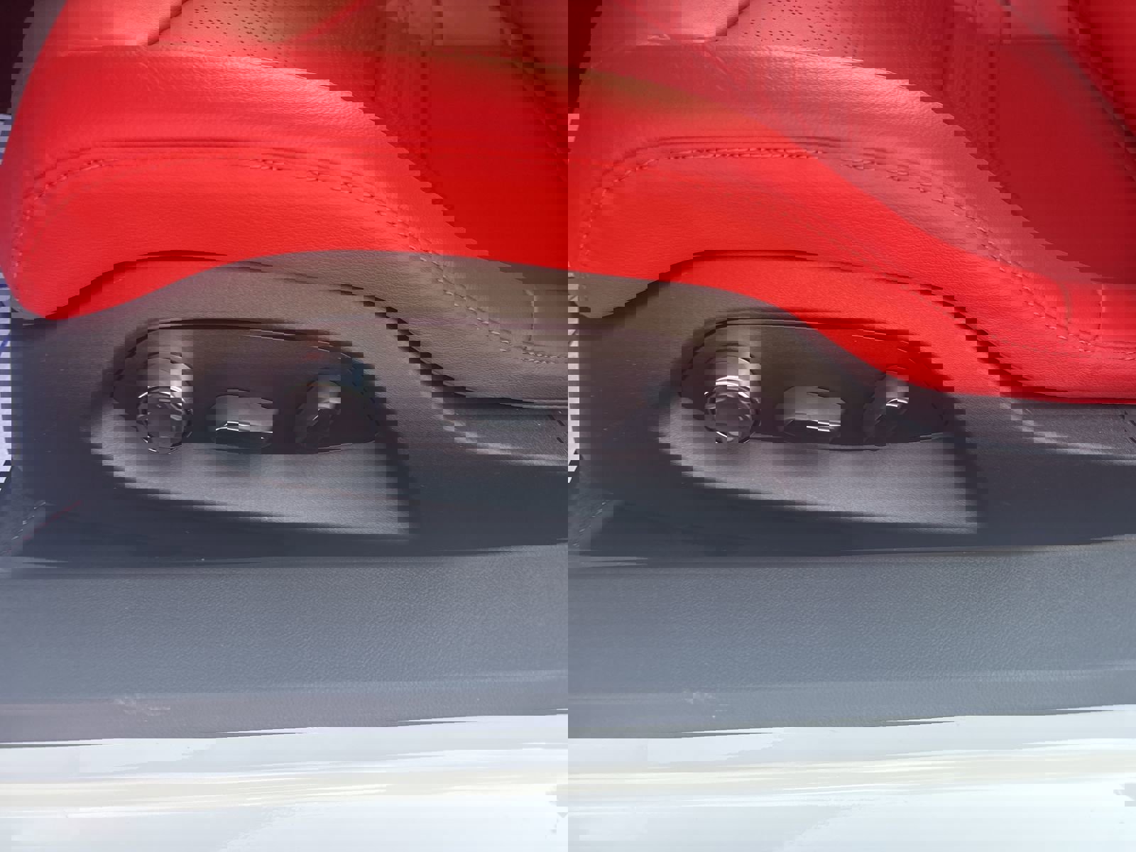 New 2026 Chevrolet Corvette 2LT image 15