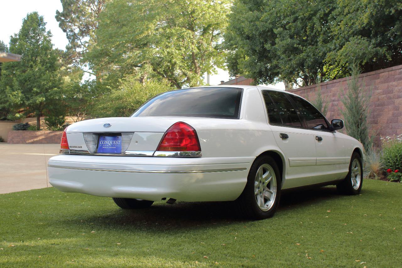 Used 1999 Ford Crown Victoria LX RWD image 23
