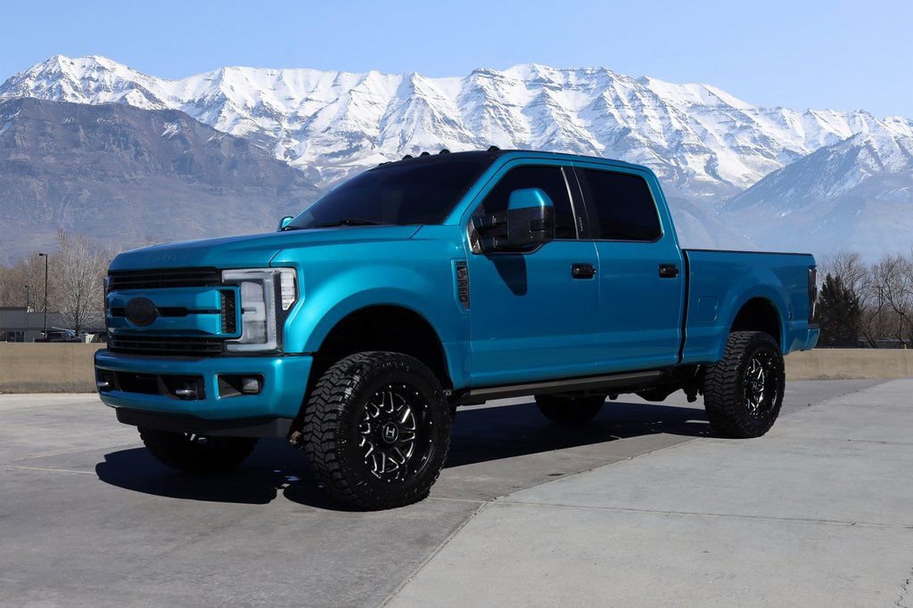Used 2017 Ford F350 Platinum w/ FX4 4x4 Off Road Package image 2