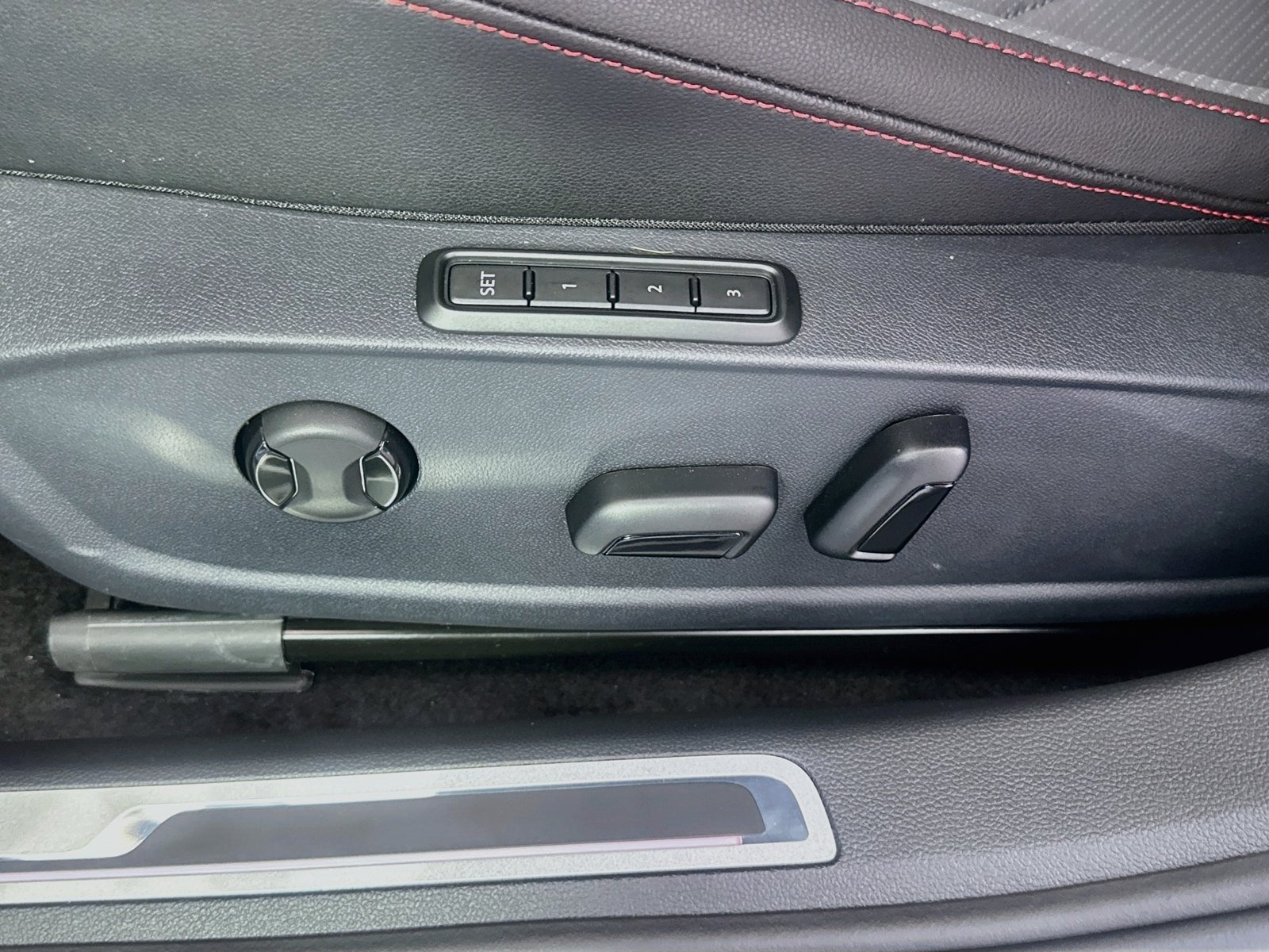 New 2027 Volkswagen Jetta GLI Autobahn FWD image 18