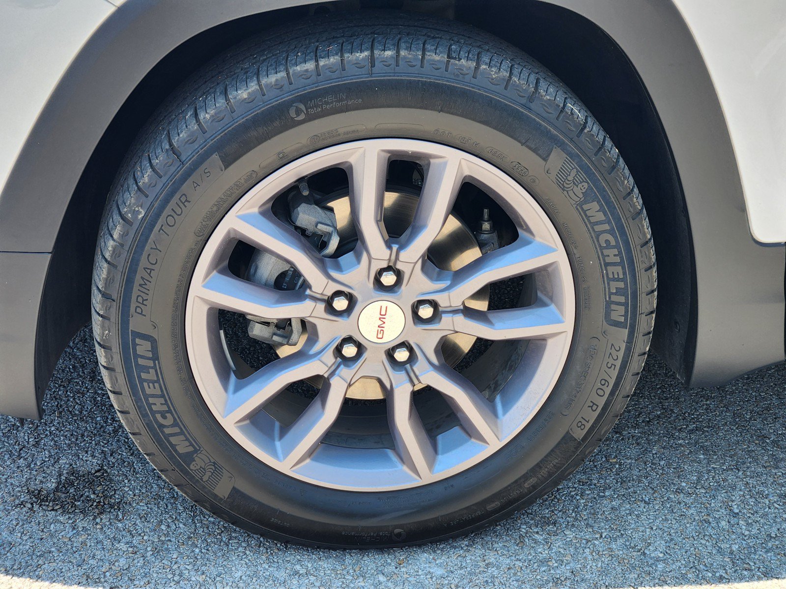 Used 2023 GMC Terrain SLT w/ LPO, Floor Liner Package FWD image 29