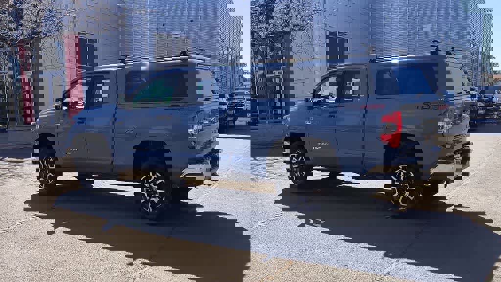 Used 2019 Toyota Tundra SR5 w/ TRD Off Road Package image 6