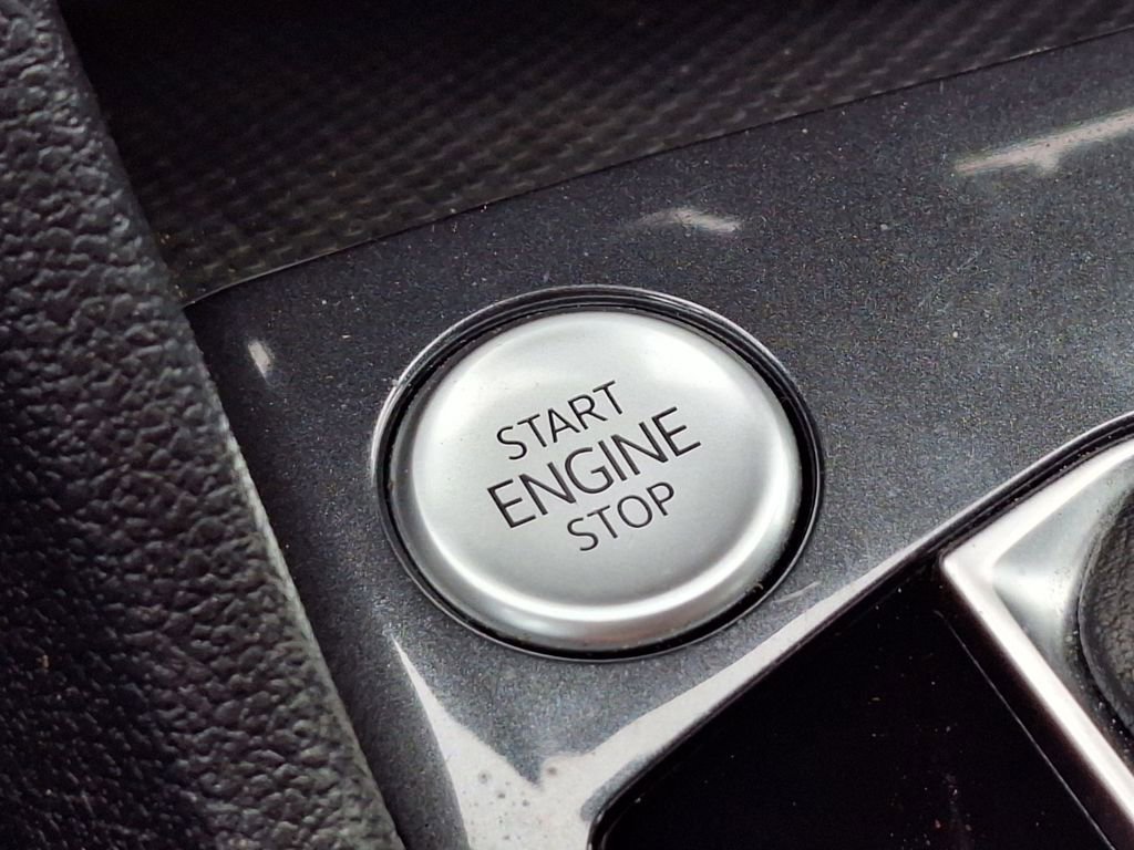 Used 2024 Volkswagen Tiguan S image 22