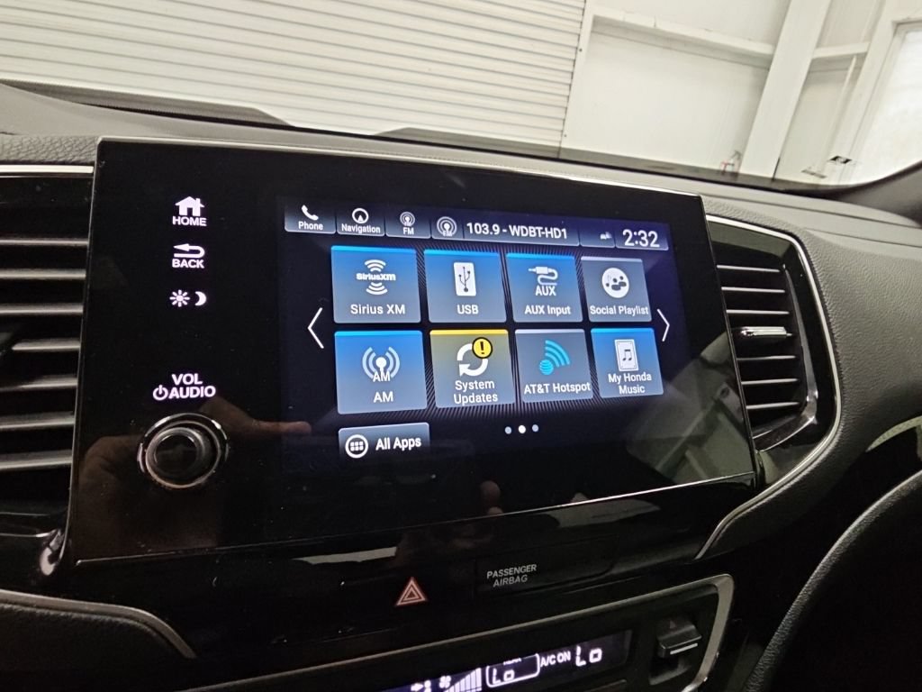 Used 2022 Honda Passport Elite image 18