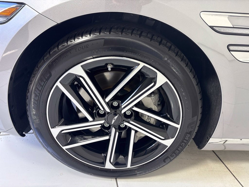 Used 2026 Genesis G80 2.5T Advanced AWD/4WD image 9