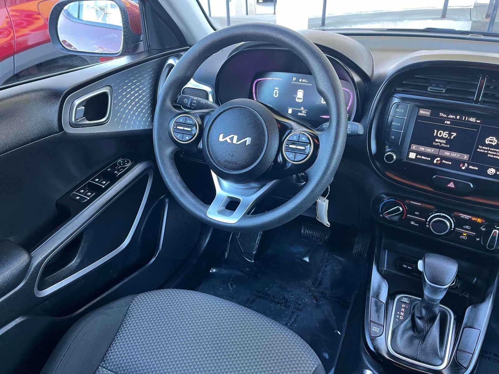 Used 2025 Kia Soul LX w/ LX Technology Package image 30