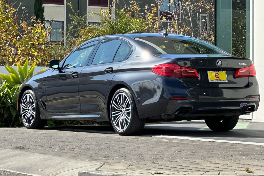 Used 2019 BMW 530e w/ M Sport Package image 5