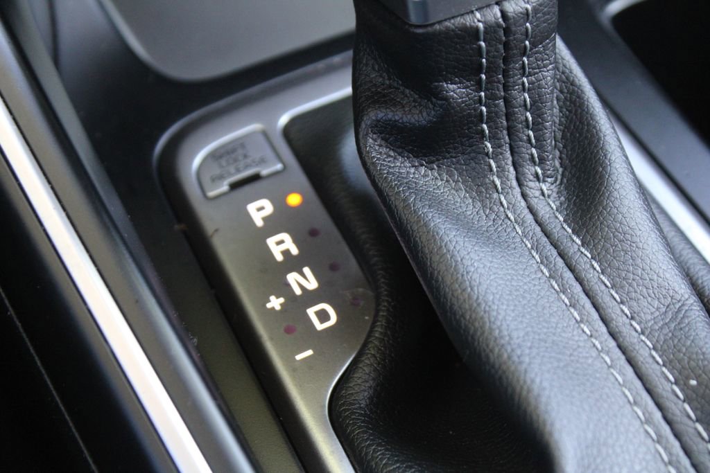 Certified 2024 Kia Sorento LX image 34