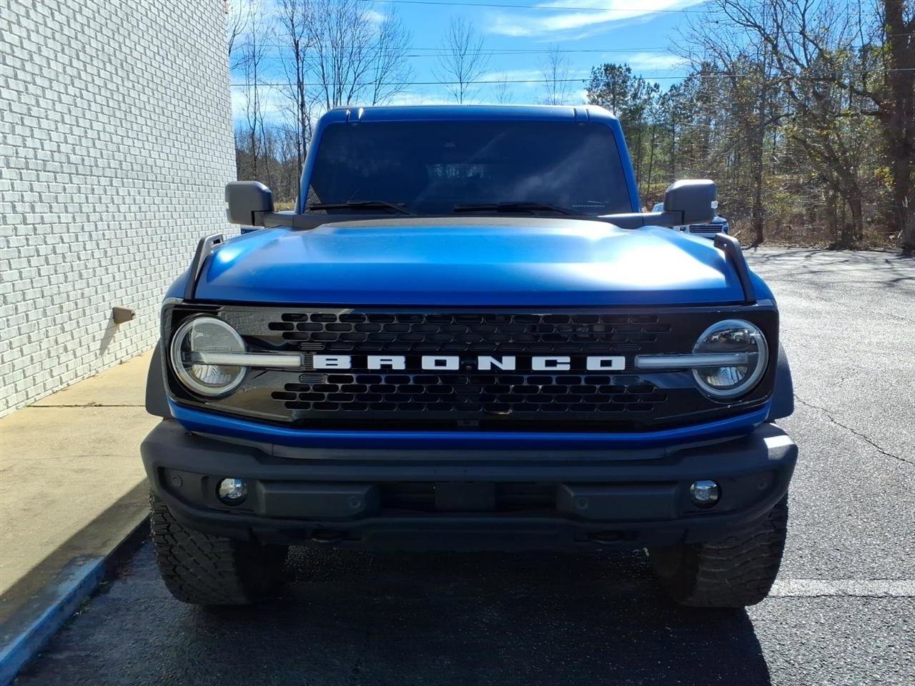Used 2022 Ford Bronco Wildtrak image 2