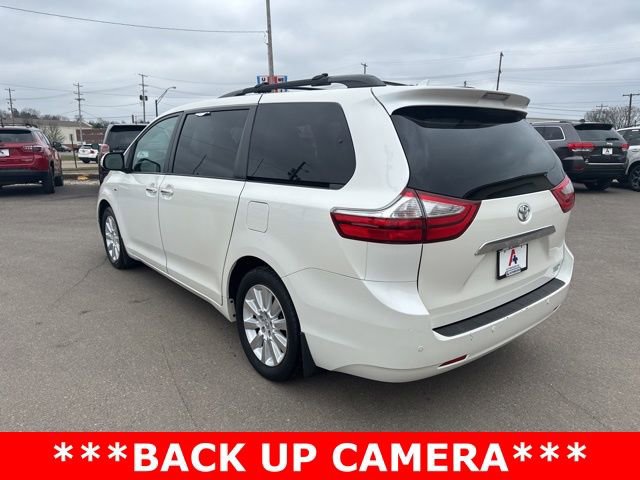 Used 2016 Toyota Sienna Limited Premium image 5