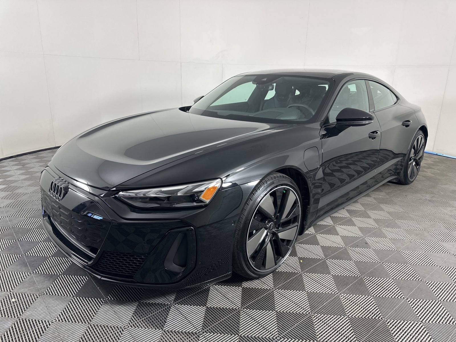 New 2026 Audi S e-tron GT Premium Plus AWD/4WD image 3