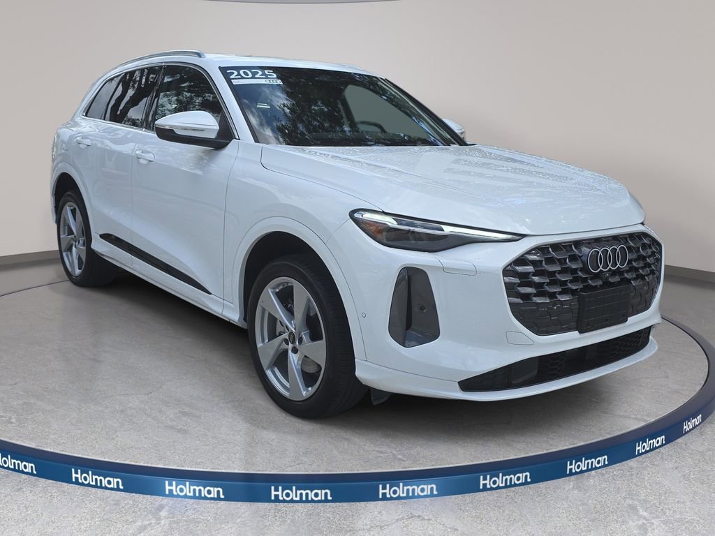 Certified 2025 Audi Q5 Premium Plus w/ Premium Plus image 4