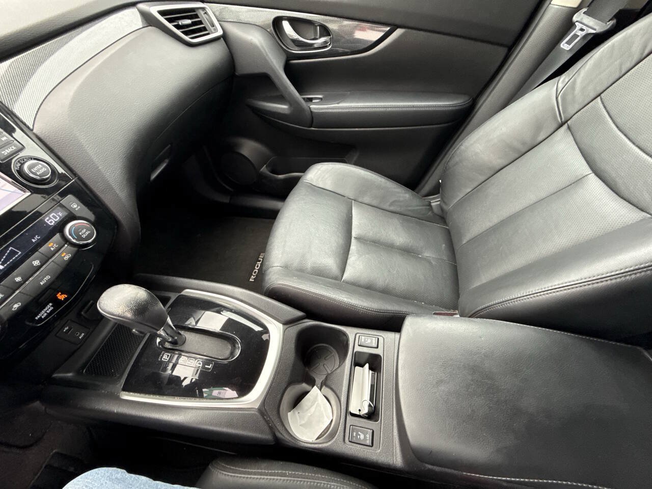 Used 2015 Nissan Rogue SL w/ SL Premium Package AWD/4WD image 24