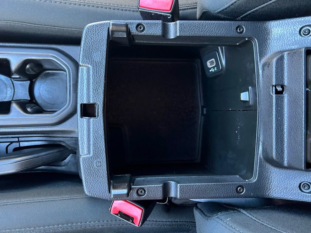 Used 2020 Jeep Wrangler Unlimited Sahara image 30