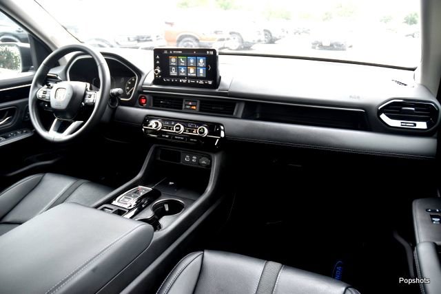 Certified 2025 Honda Pilot EX-L image 18