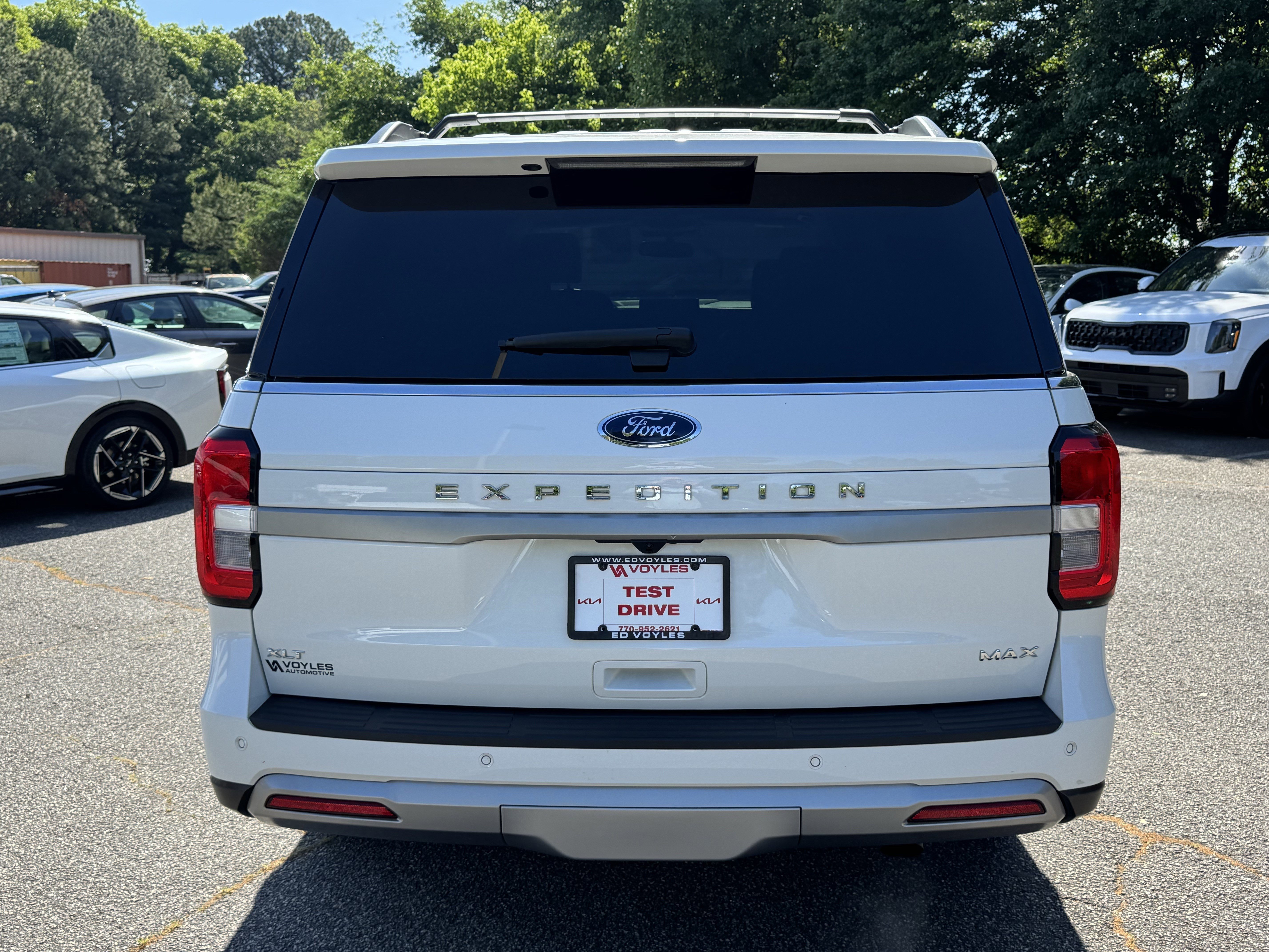 Used 2024 Ford Expedition Max XLT RWD image 6