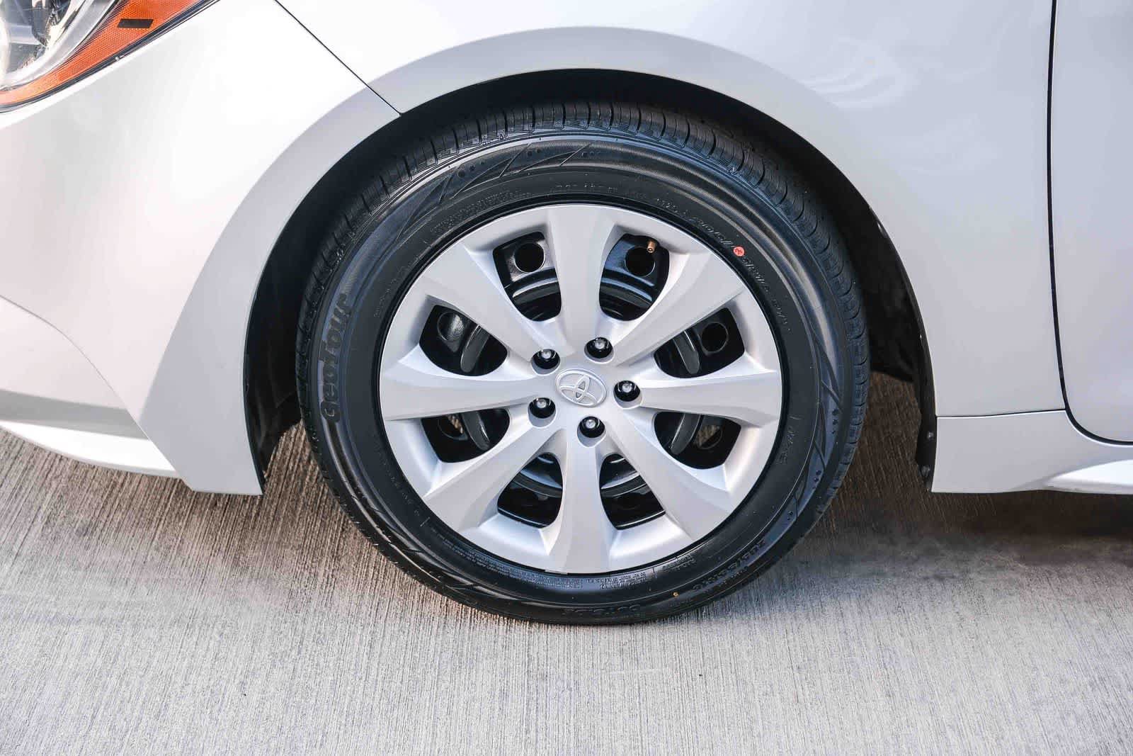 Certified 2024 Toyota Corolla LE FWD image 10