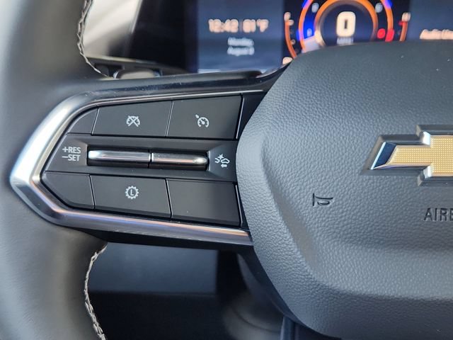 New 2027 Chevrolet Traverse LT w/ Driver Confidence Package FWD image 24