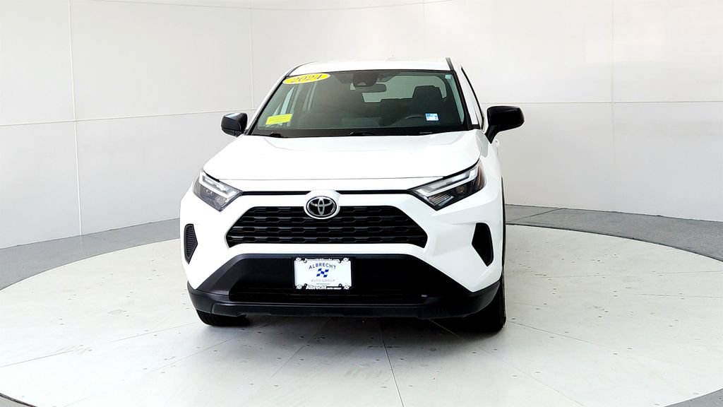 Certified 2024 Toyota RAV4 LE AWD/4WD image 8