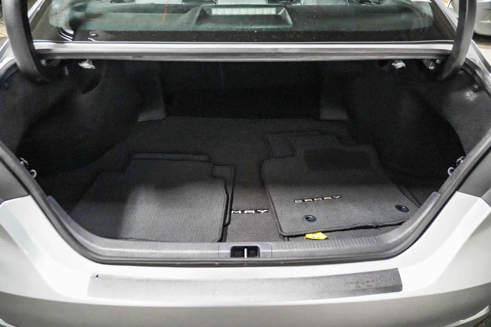Certified 2024 Toyota Camry SE FWD image 27