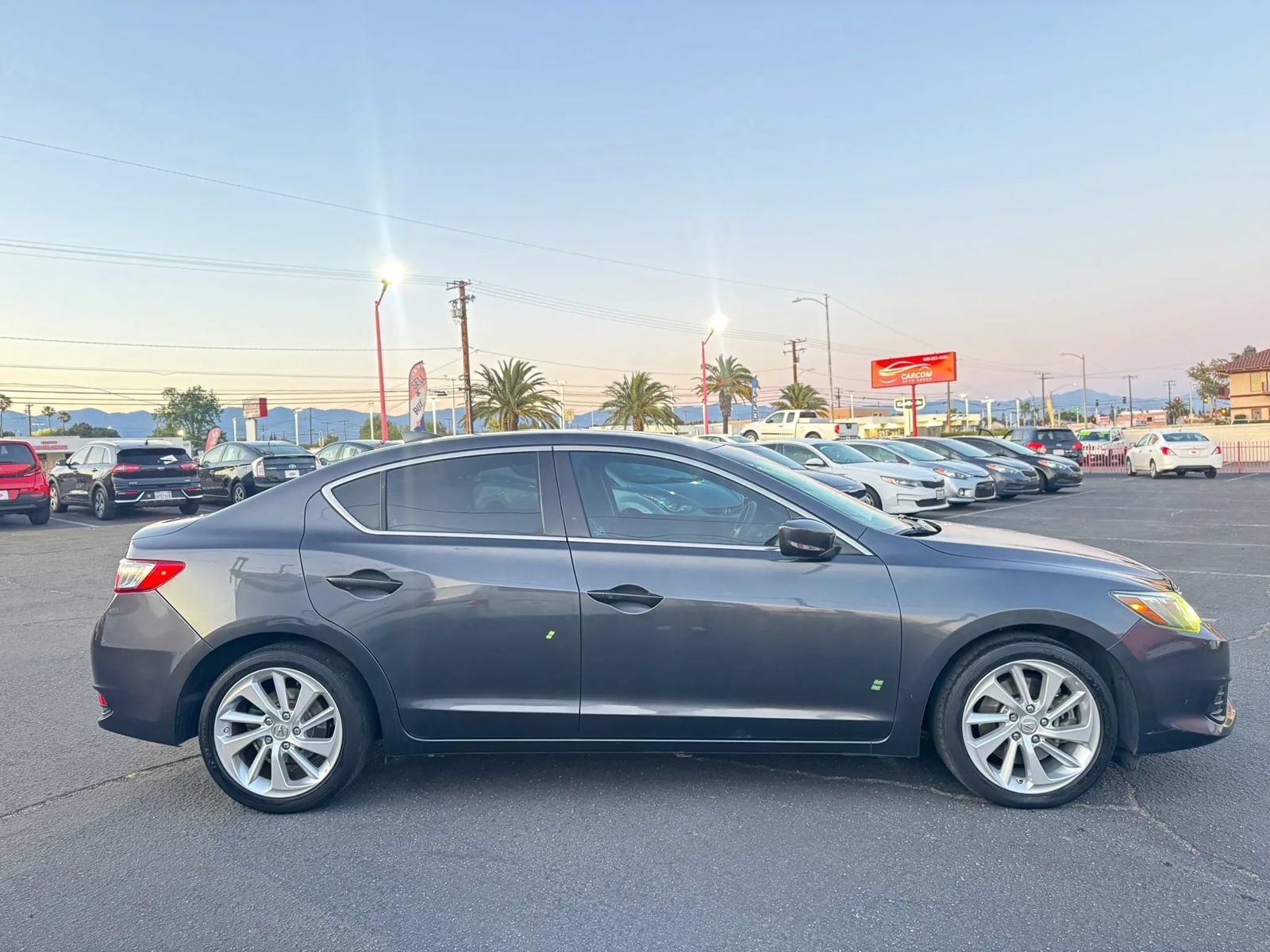 Used 2016 Acura ILX FWD image 11