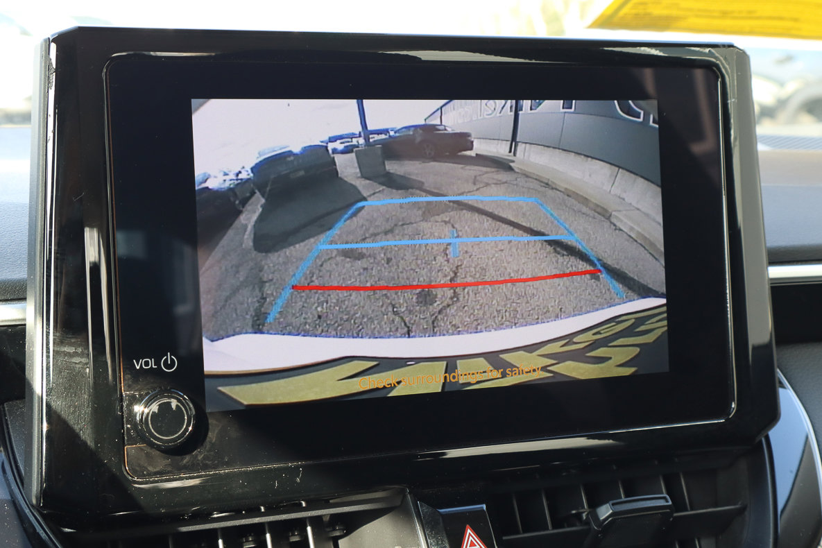 Used 2025 Toyota Corolla LE FWD image 12