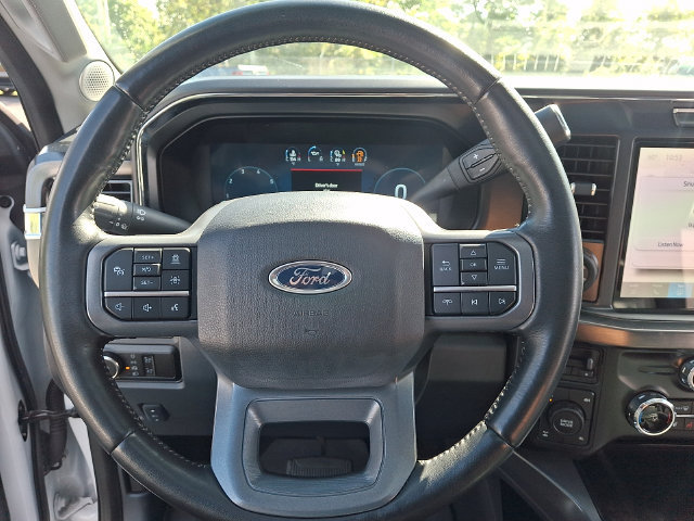 Certified 2024 Ford F250 Lariat w/ Lariat Ultimate Package AWD/4WD image 31