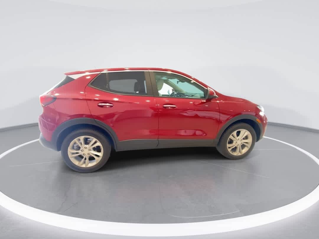 Used 2021 Buick Encore GX Preferred AWD/4WD image 9