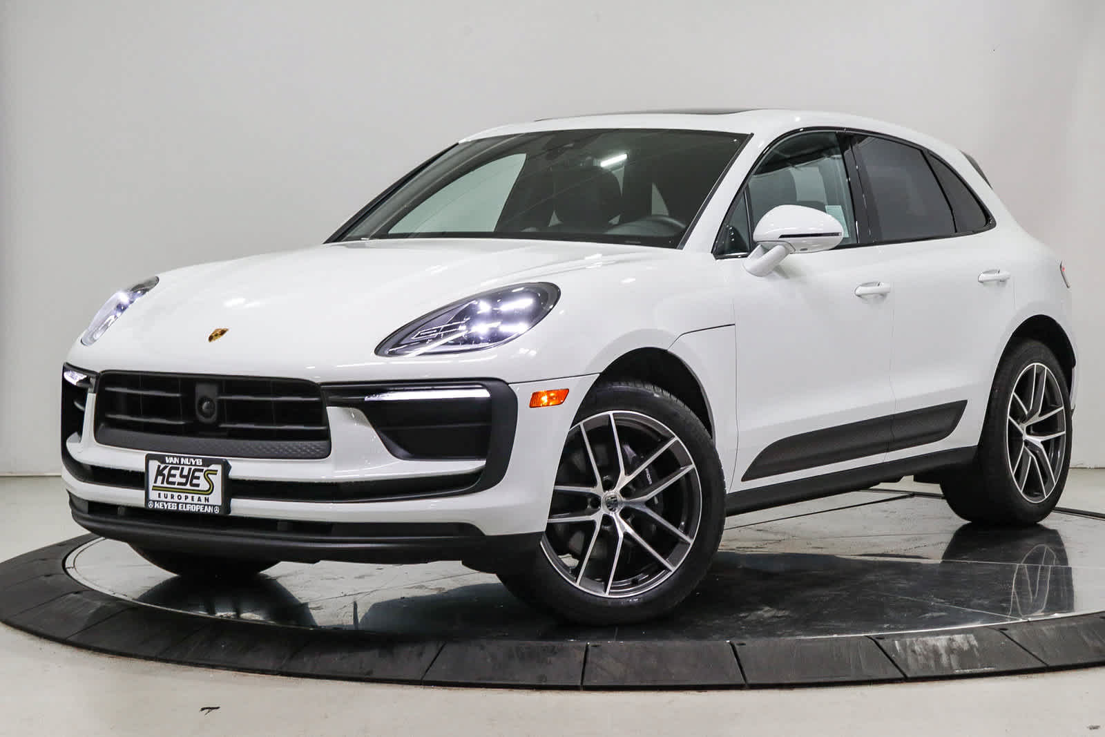 Used 2024 Porsche Macan