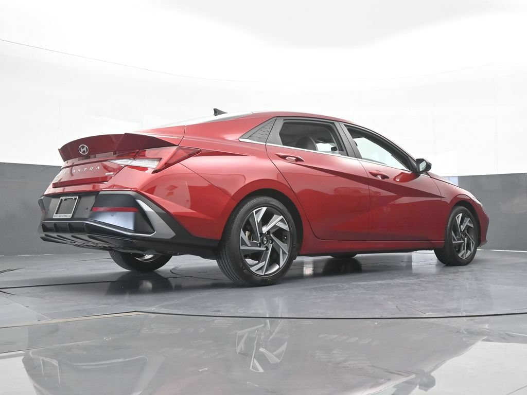 Used 2024 Hyundai Elantra Limited FWD image 60