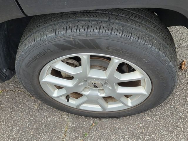 Used 2022 Jeep Renegade Latitude image 6