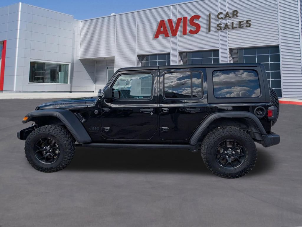 Used 2025 Jeep Wrangler Willys image 10