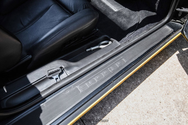 Used 1988 Ferrari Testarossa RWD image 45