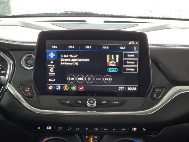 Used 2025 Chevrolet Blazer LT FWD image 18