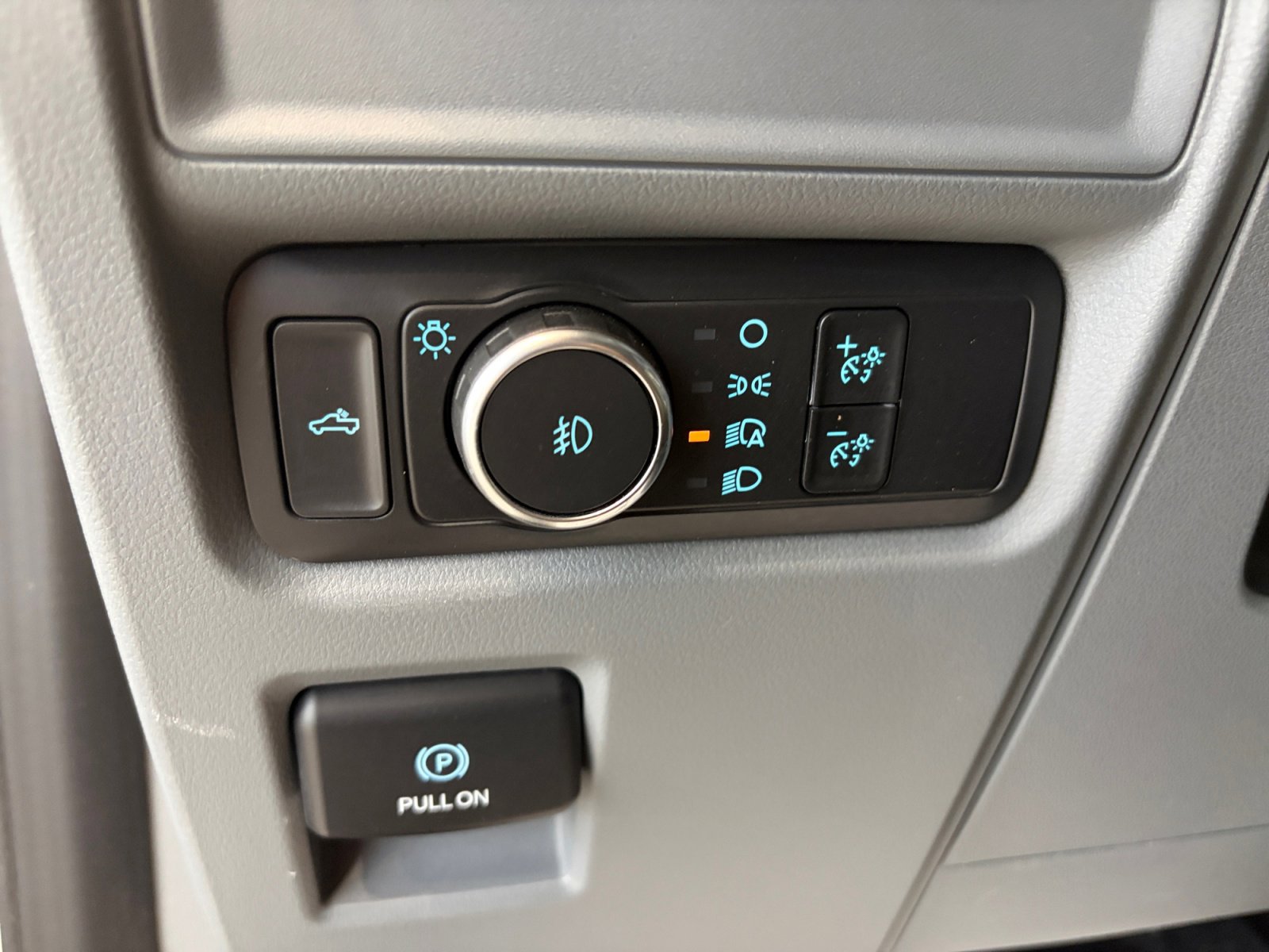 Used 2021 Ford F150 XLT w/ Equipment Group 301A Mid AWD/4WD image 25
