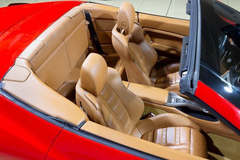 Used 2010 Ferrari California RWD image 55