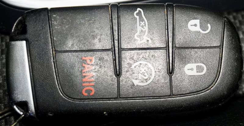 Used 2016 Chrysler 300 S image 27