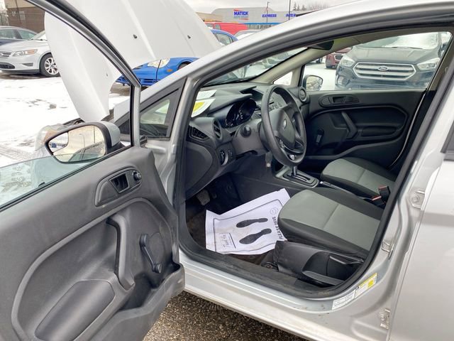 Used 2015 Ford Fiesta S image 27
