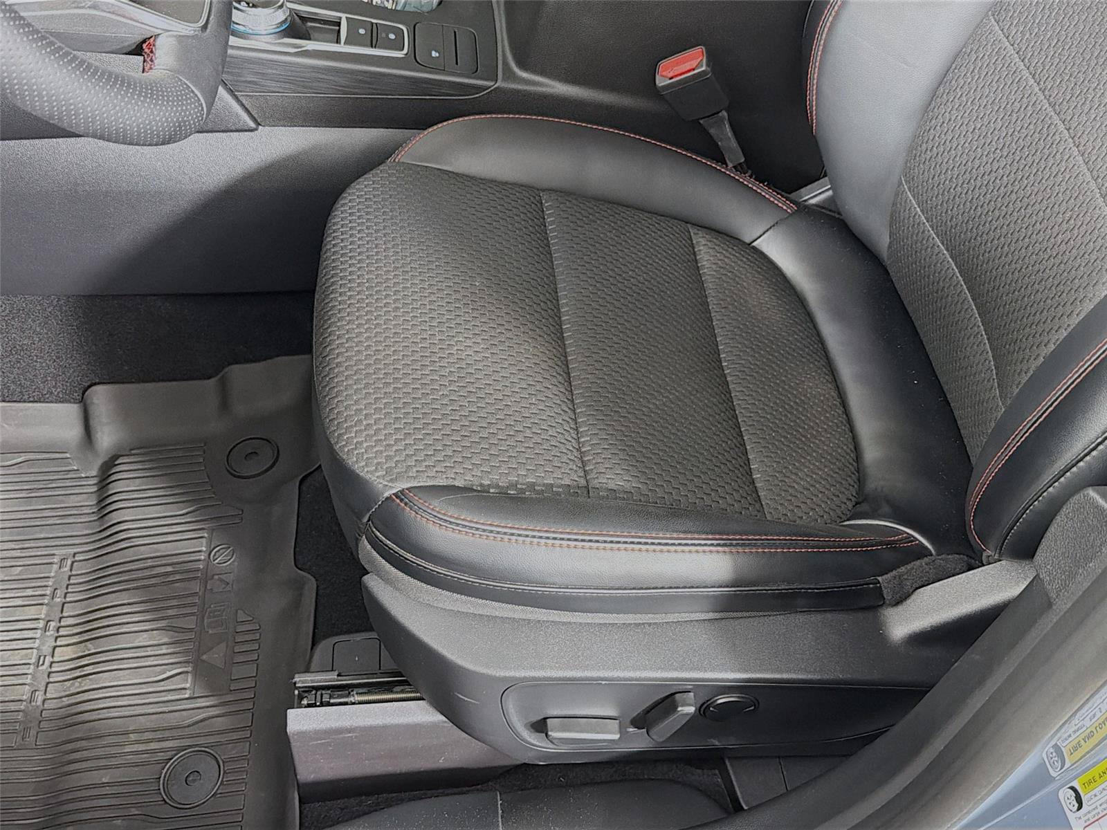Used 2024 Ford Escape ST-Line Select AWD/4WD image 15