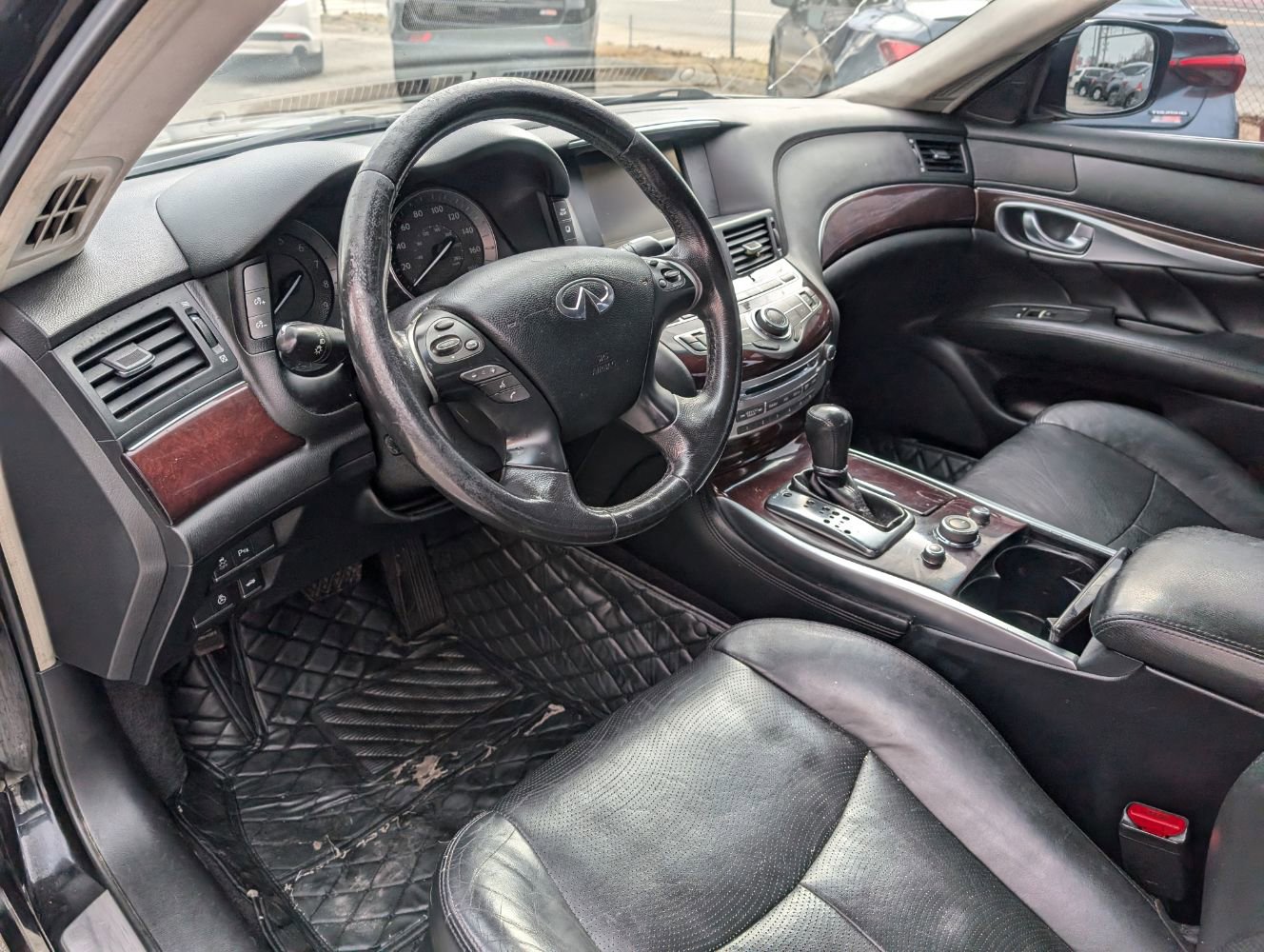 Used 2014 INFINITI Q70 3.7 w/ Premium Package image 13